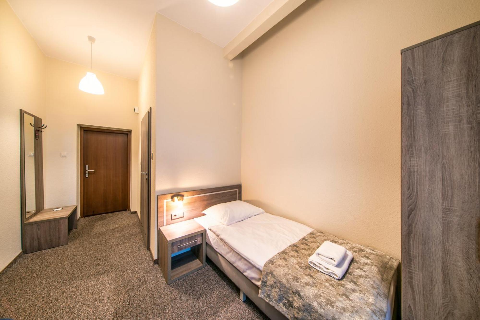 Hotel Lothus Breslau Exterior foto