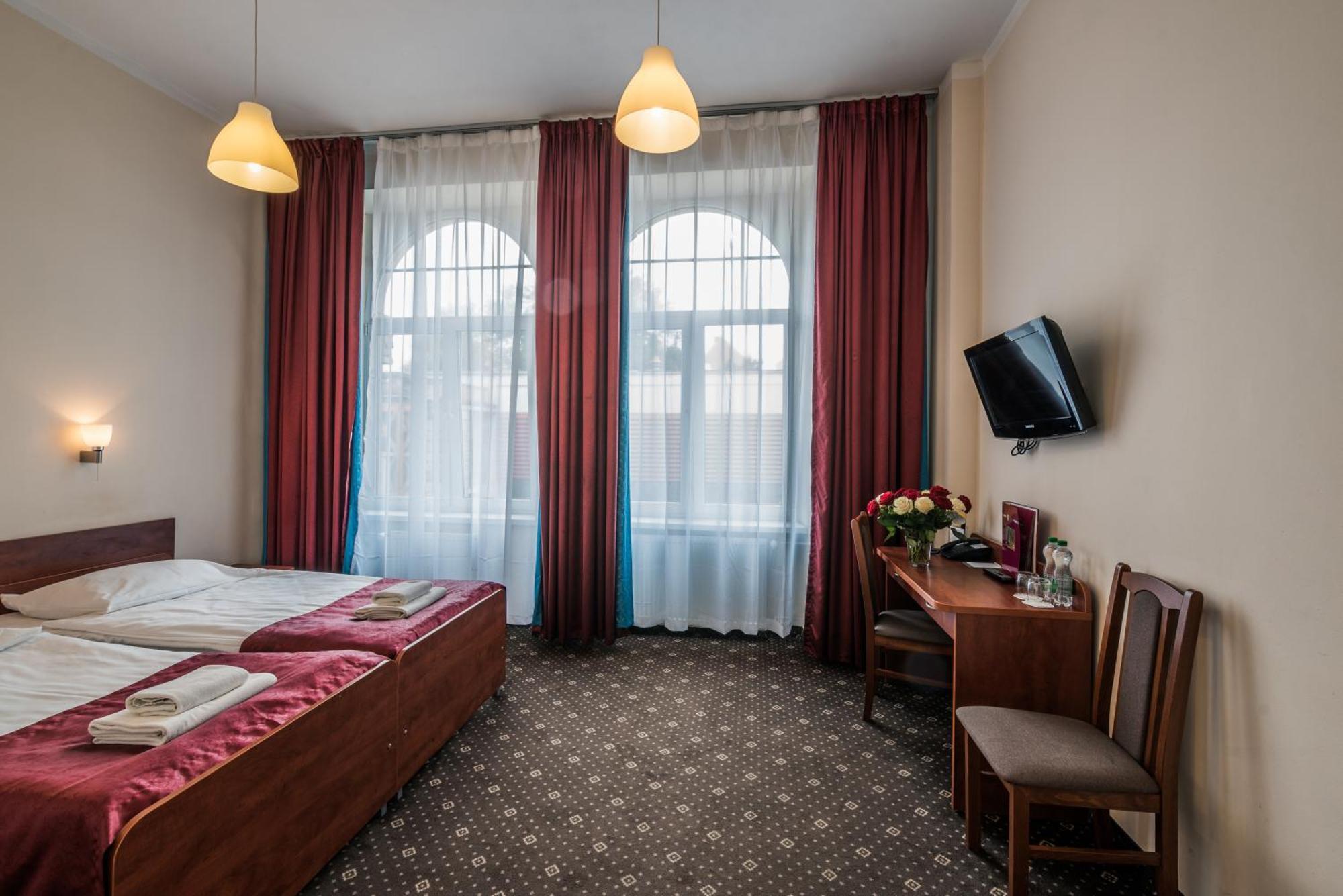 Hotel Lothus Breslau Exterior foto