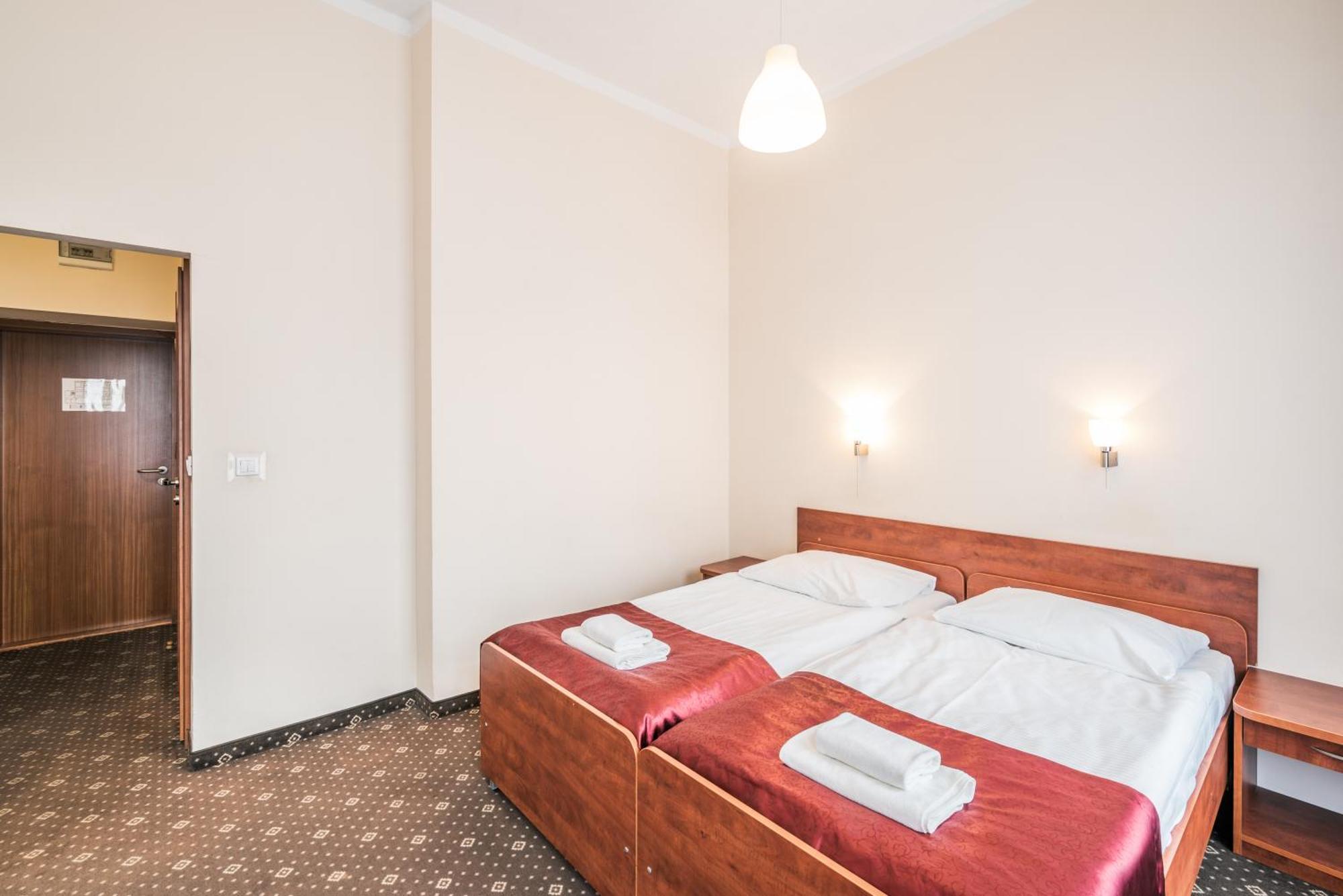 Hotel Lothus Breslau Exterior foto